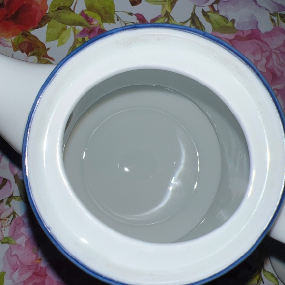 Rosenthal Kronach-Germany Coffee/Tea  Pot - Picture 7 of 10